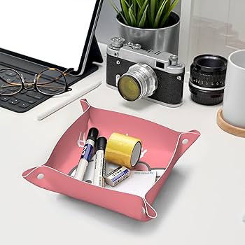 Amazon｜ハローキティ レザートレイ 卓上トレイ トレー